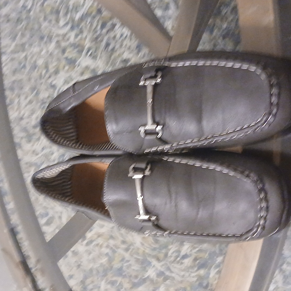 Men's shoes